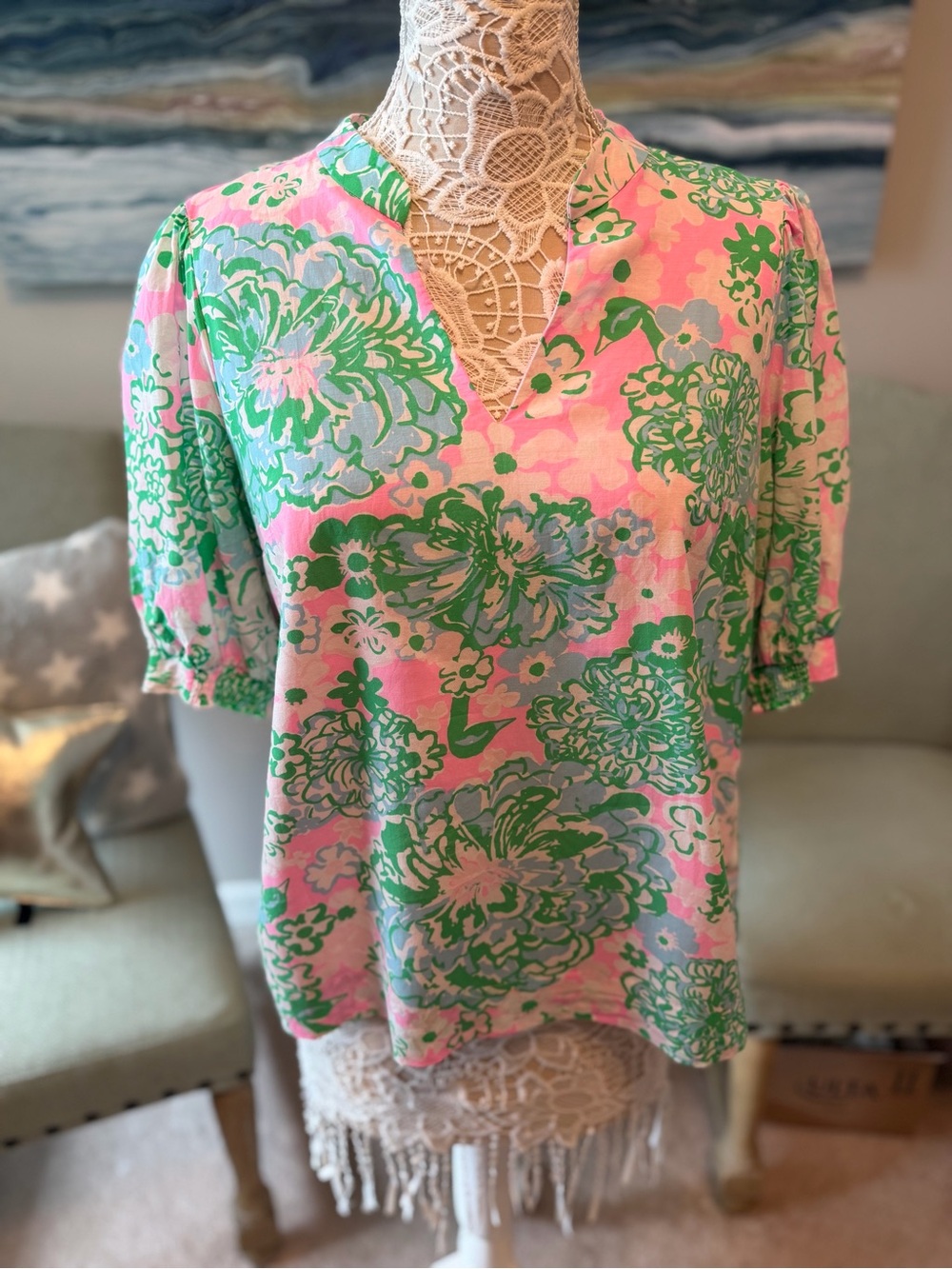 Lilly Pulitzer Floral Pink & Green V-Neck Women's Top